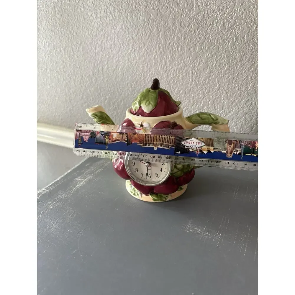 Pure Art Arol Endies 3D Apple Teapot Clock In Working Condition Hand Painted